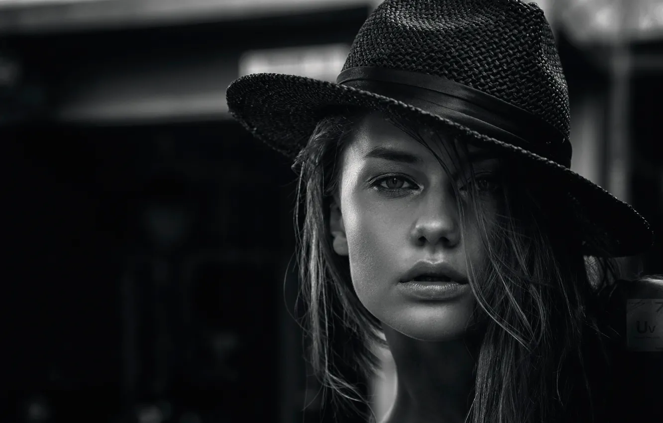 Photo wallpaper portrait, hat, Bridget Maldutytė