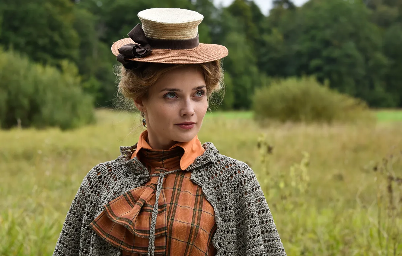 Photo wallpaper eyes, girl, close-up, nature, face, hat, earrings, actress