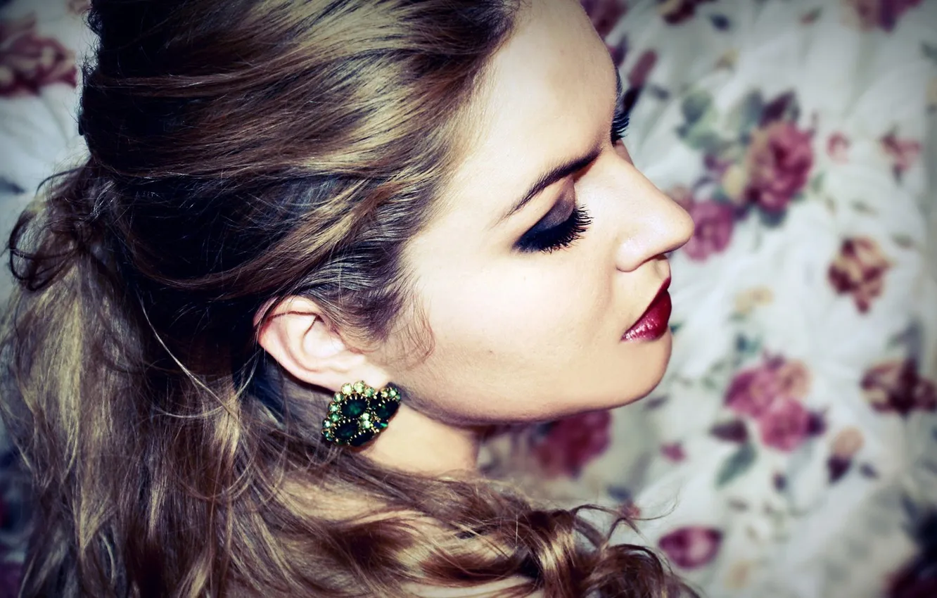 Photo wallpaper girl, eyelashes, hair, earrings, brunette, beautiful, profile