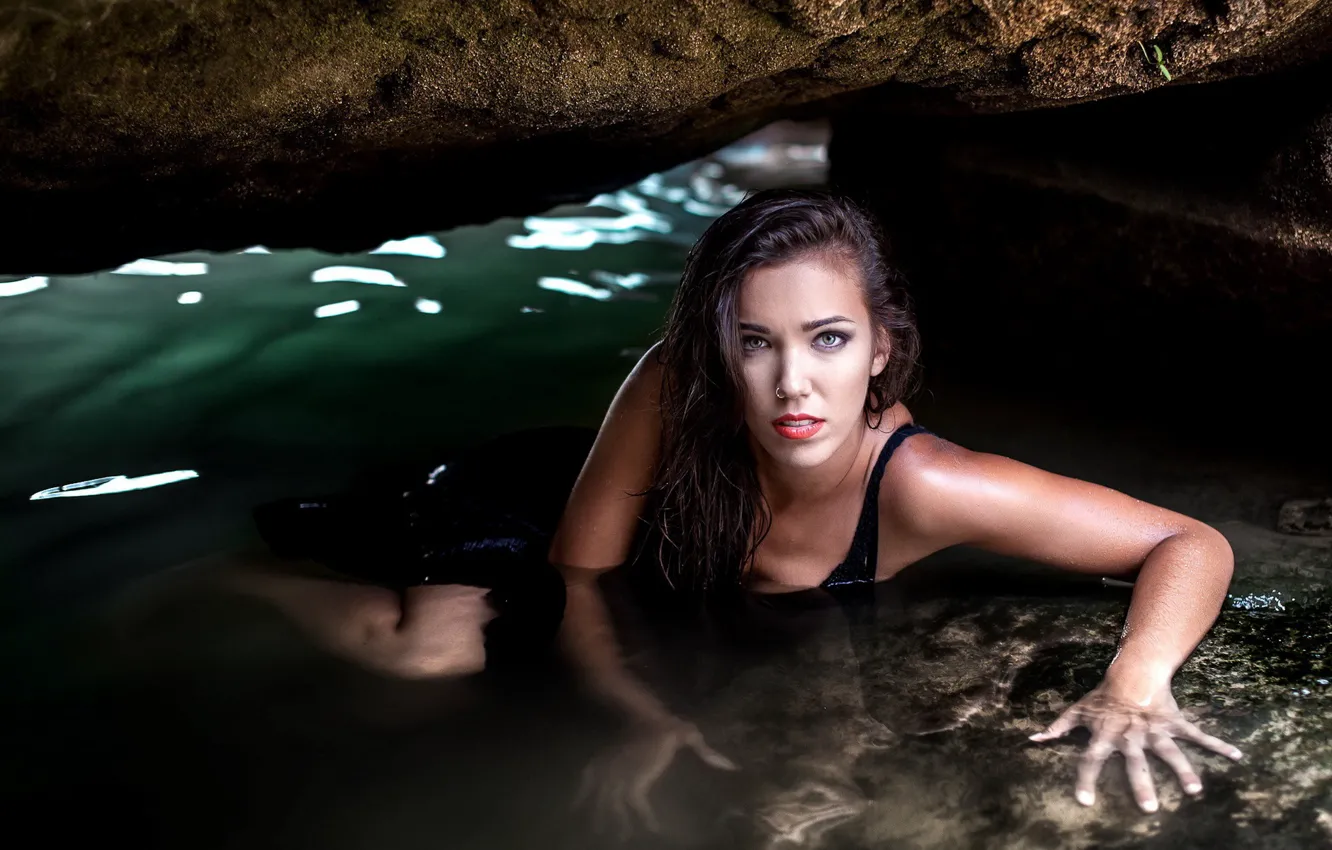 Photo wallpaper wet, woman, water, look, cave