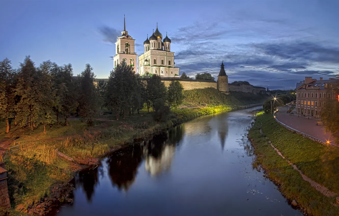 Photo wallpaper the city, The Kremlin, Pskov