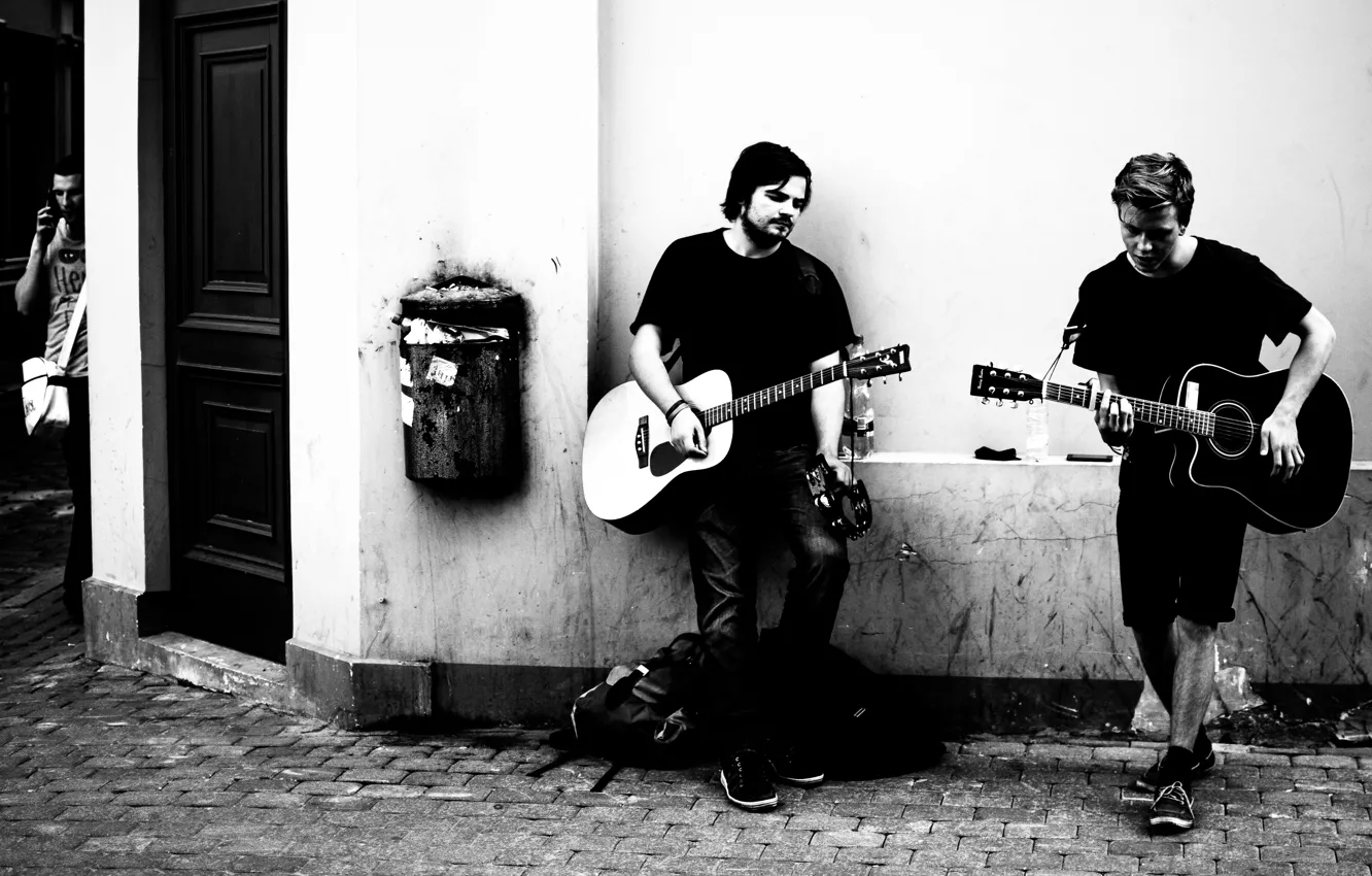 Photo wallpaper music, garbage, wall, street, guitar, male, musicians, life