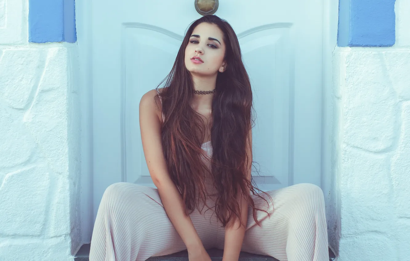 Photo wallpaper look, model, long hair, Rachel Bridge