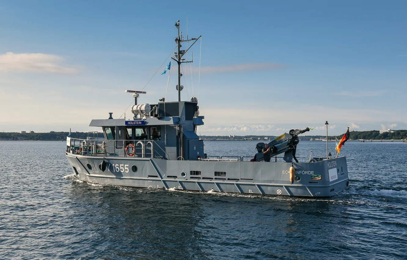 Photo wallpaper Germany, auxiliary fleet, Holstein, rescue tug