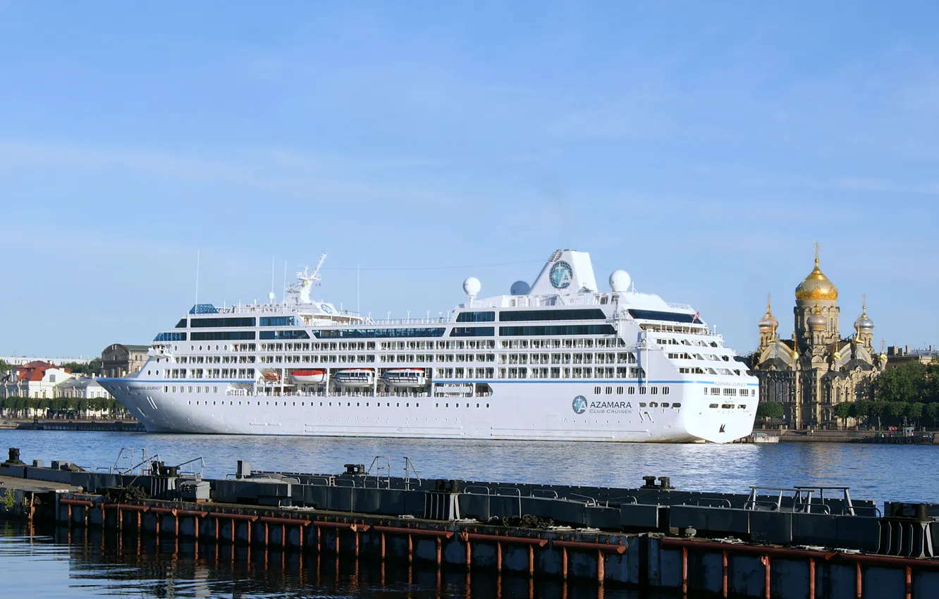 Photo wallpaper pier, liner, ship, cruise