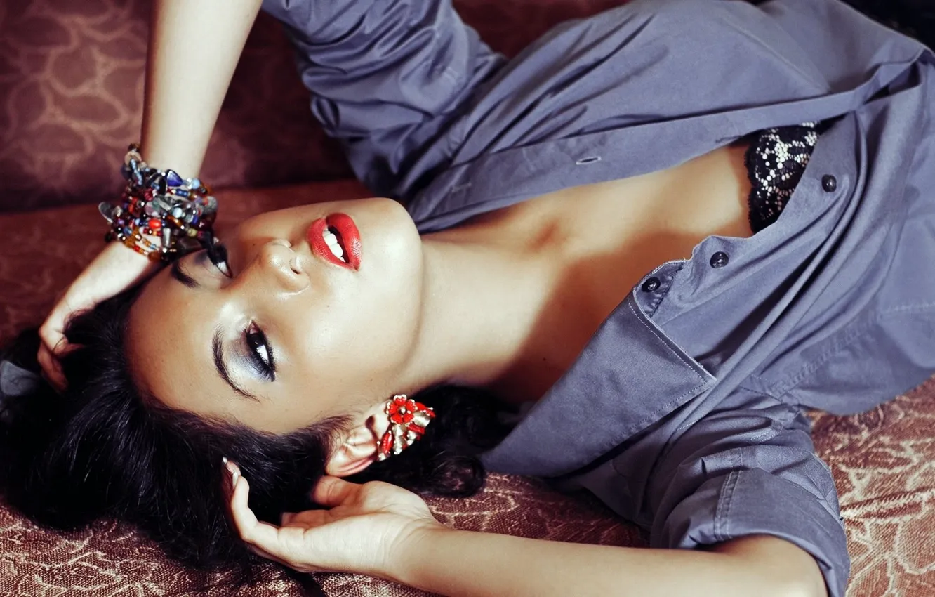 Photo wallpaper bra, hair, breasts, red lips, shade, bracelets, dress shirt