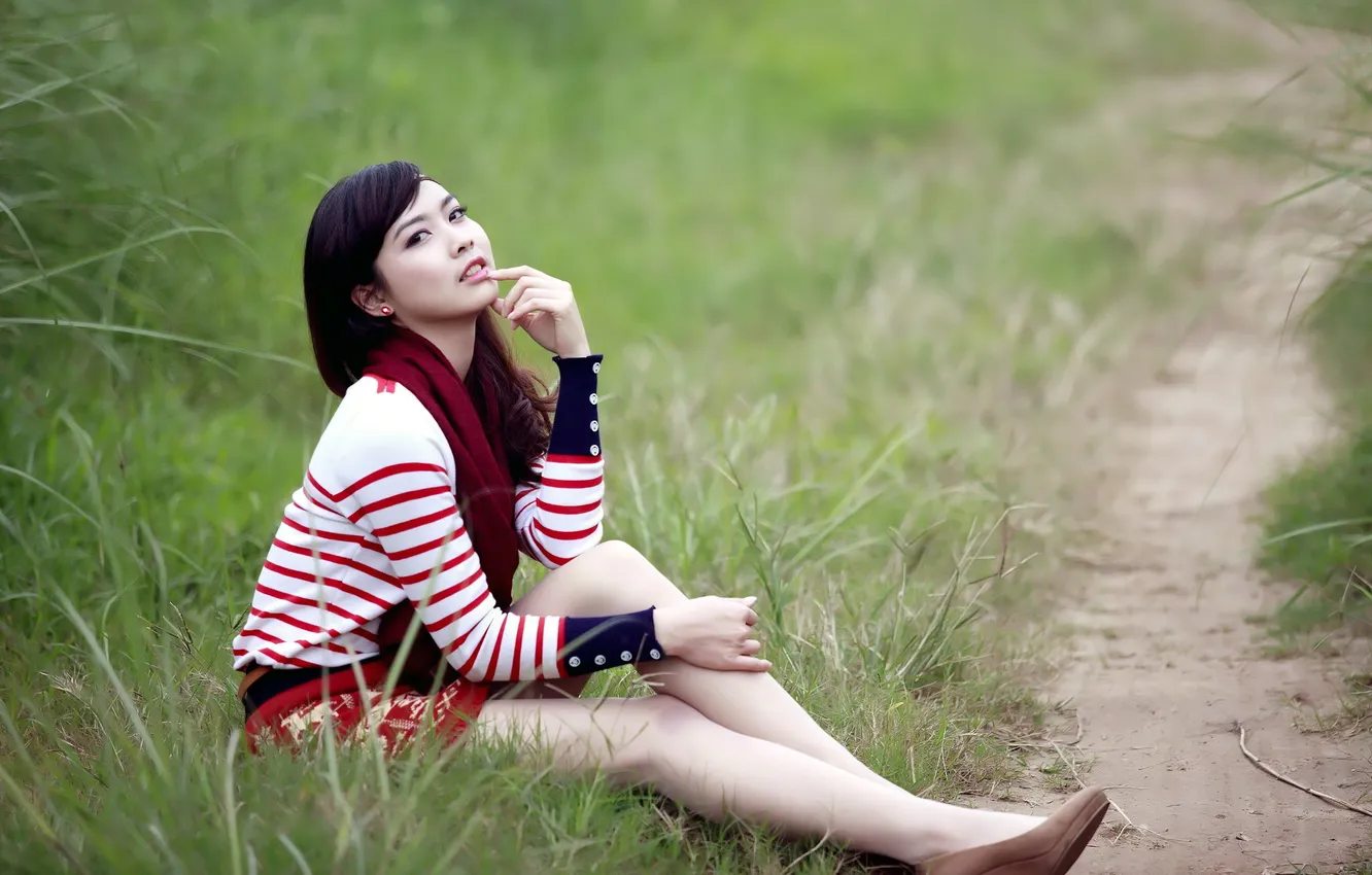 Photo wallpaper road, field, girl