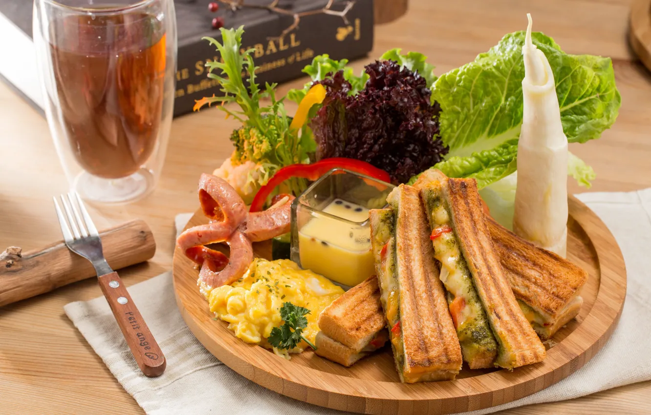 Photo wallpaper greens, beer, toast