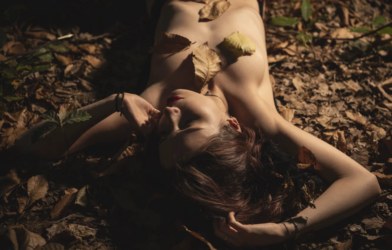 Photo wallpaper autumn, leaves, girl