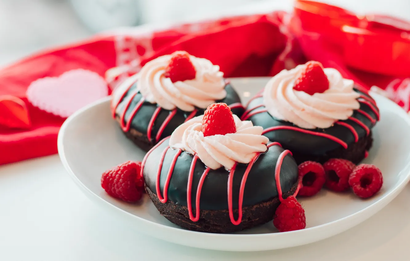 Photo wallpaper berries, raspberry, food, chocolate, fabric, cake, cream, sweet