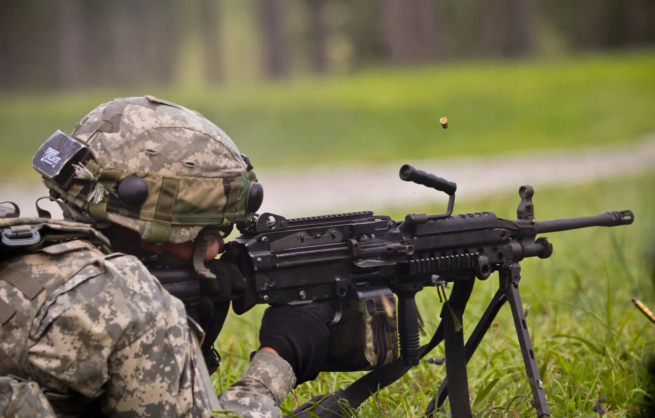 Photo wallpaper soldiers, flight, equipment, sleeve, machine gun, manual, M249, combat shooting