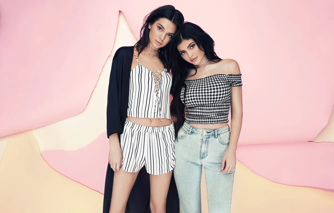 Photo wallpaper sisters, Kylie Jenner, Kendall Jenner