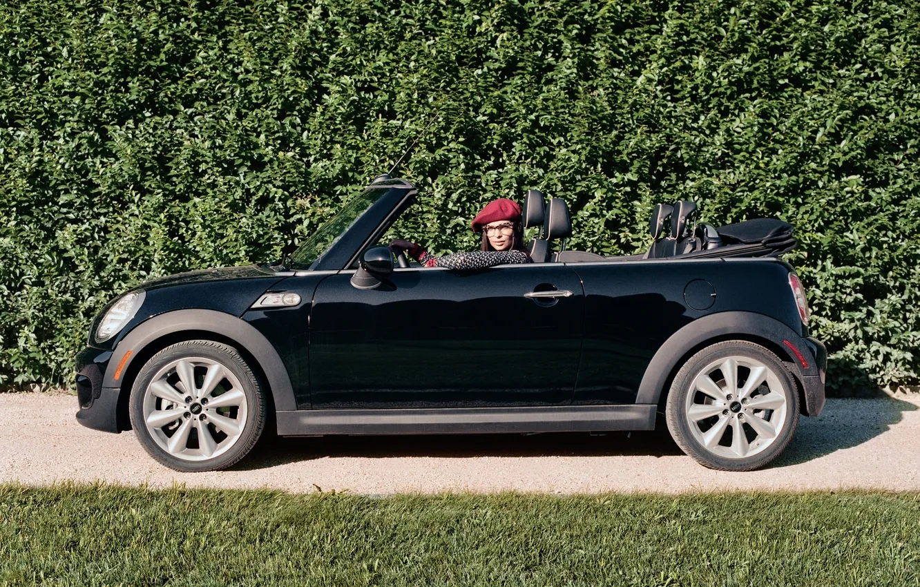 Photo wallpaper road, greens, grass, style, retro, lawn, model, actress