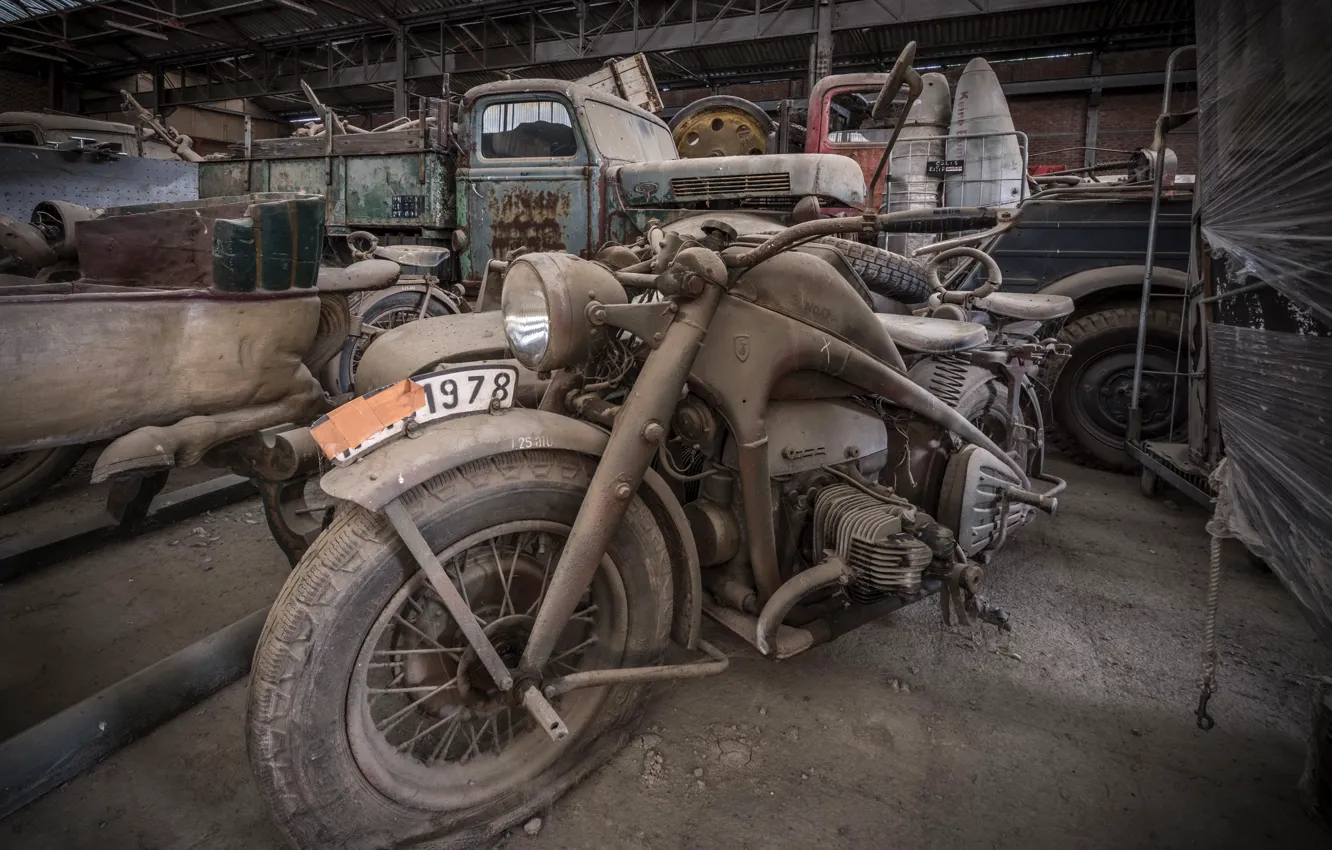 Photo wallpaper garage, motorcycle, scrap