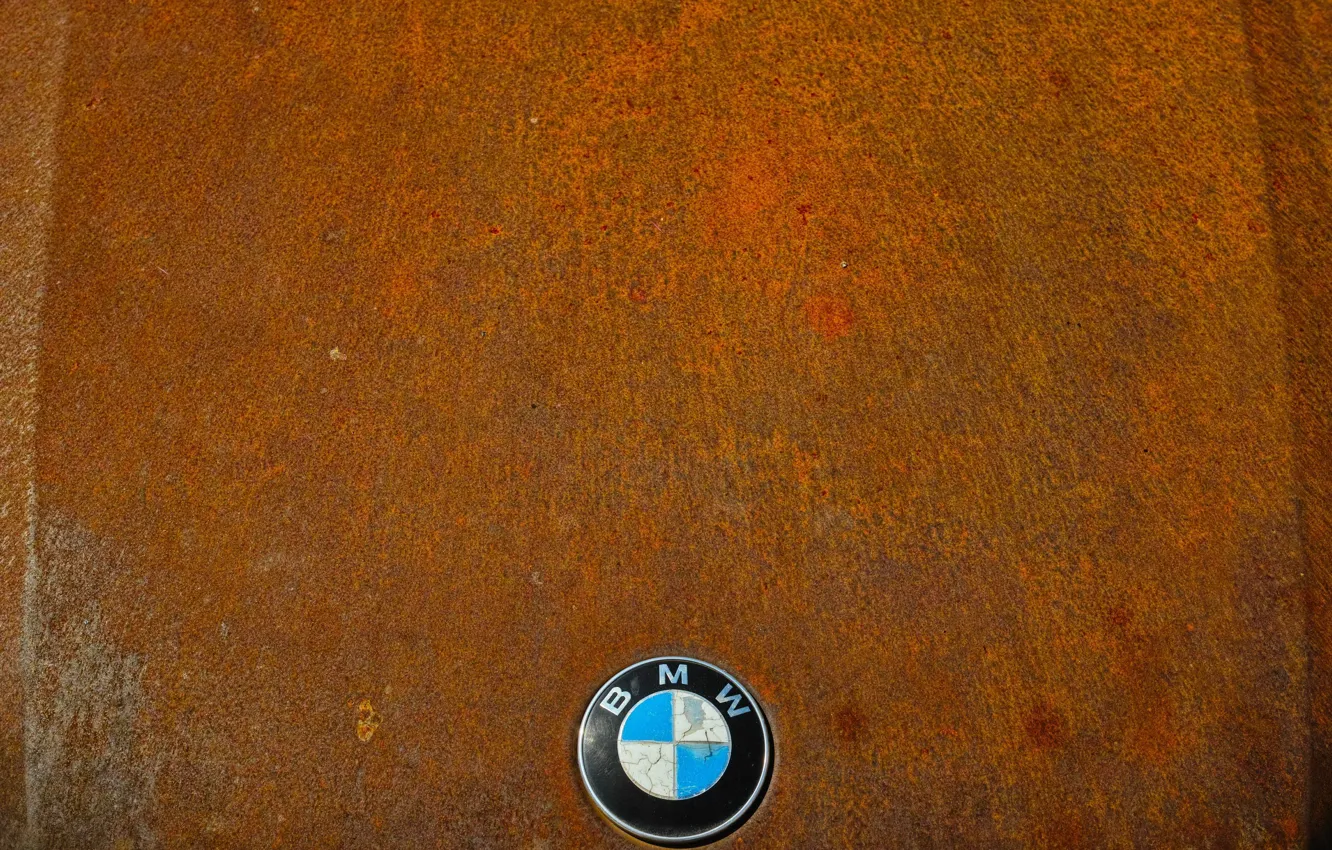 Photo wallpaper sign, BMW, rust