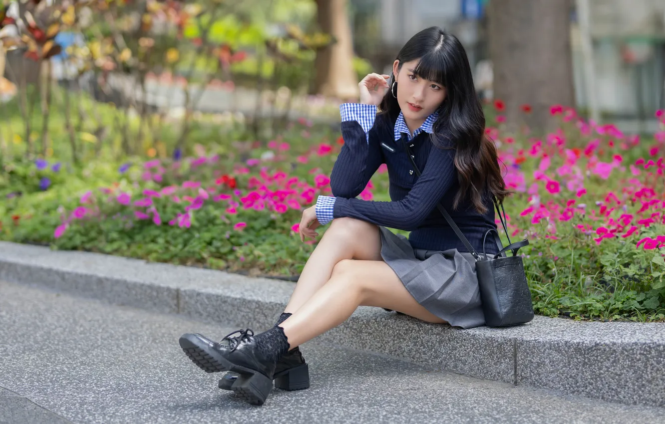 Photo wallpaper skirt, girl, handbag, legs, blouse, Asian