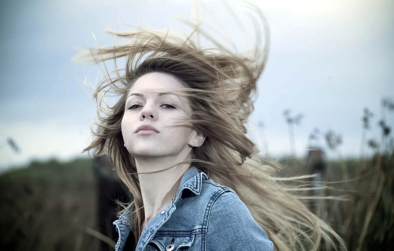 Photo wallpaper girl, the wind, hair