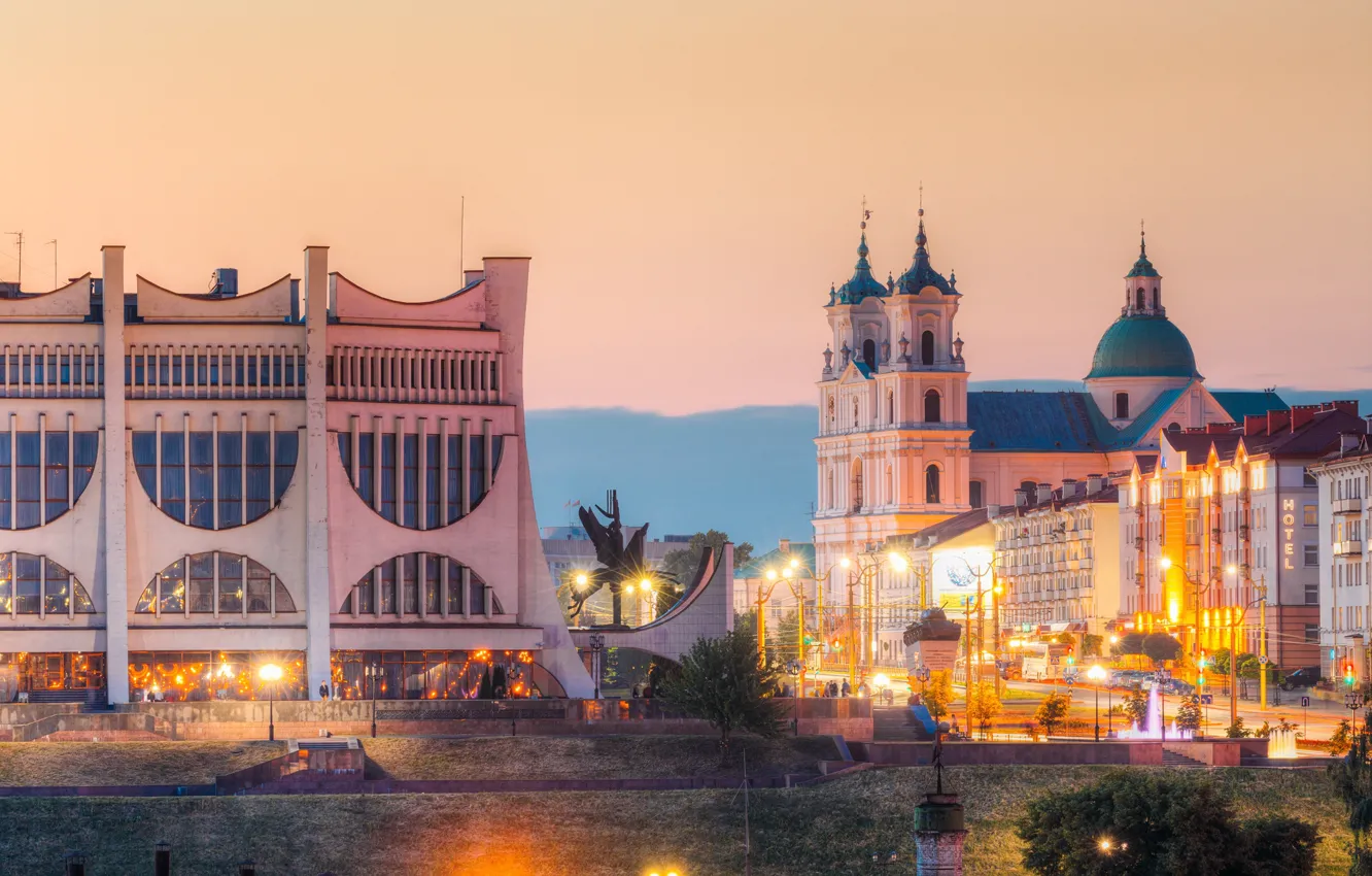 Photo wallpaper tank, the Church, Belarus, Grodno, tetr