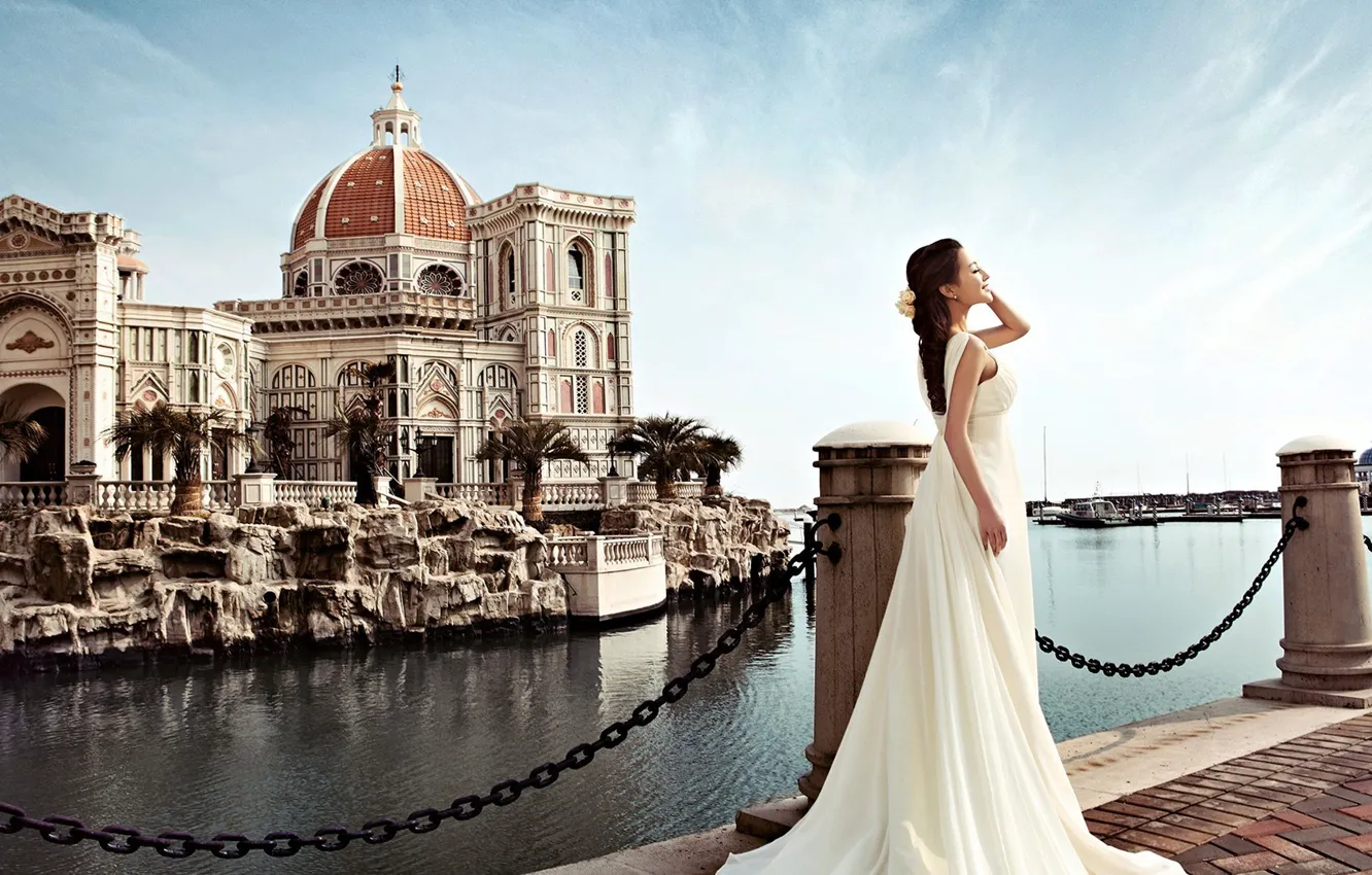 Photo wallpaper girl, the city, river, mood, shore