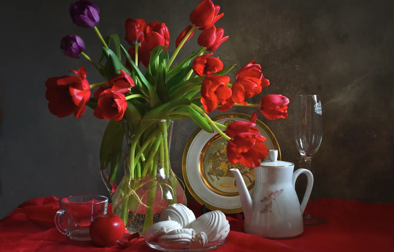 Photo wallpaper glass, Apple, plate, Cup, tulips, dishes, still life, marshmallows