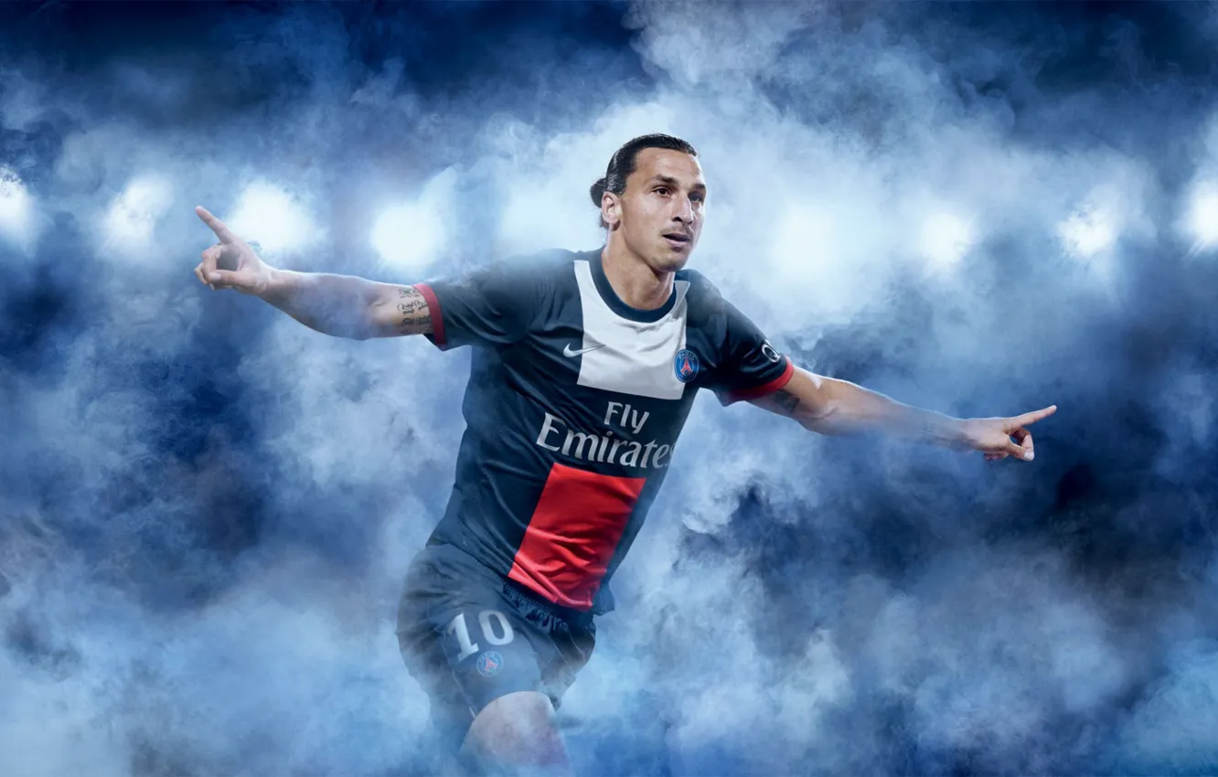 Photo wallpaper football, Paris, football, samurai, Sport, PSG, Zlatan Ibrahimovic, footballer
