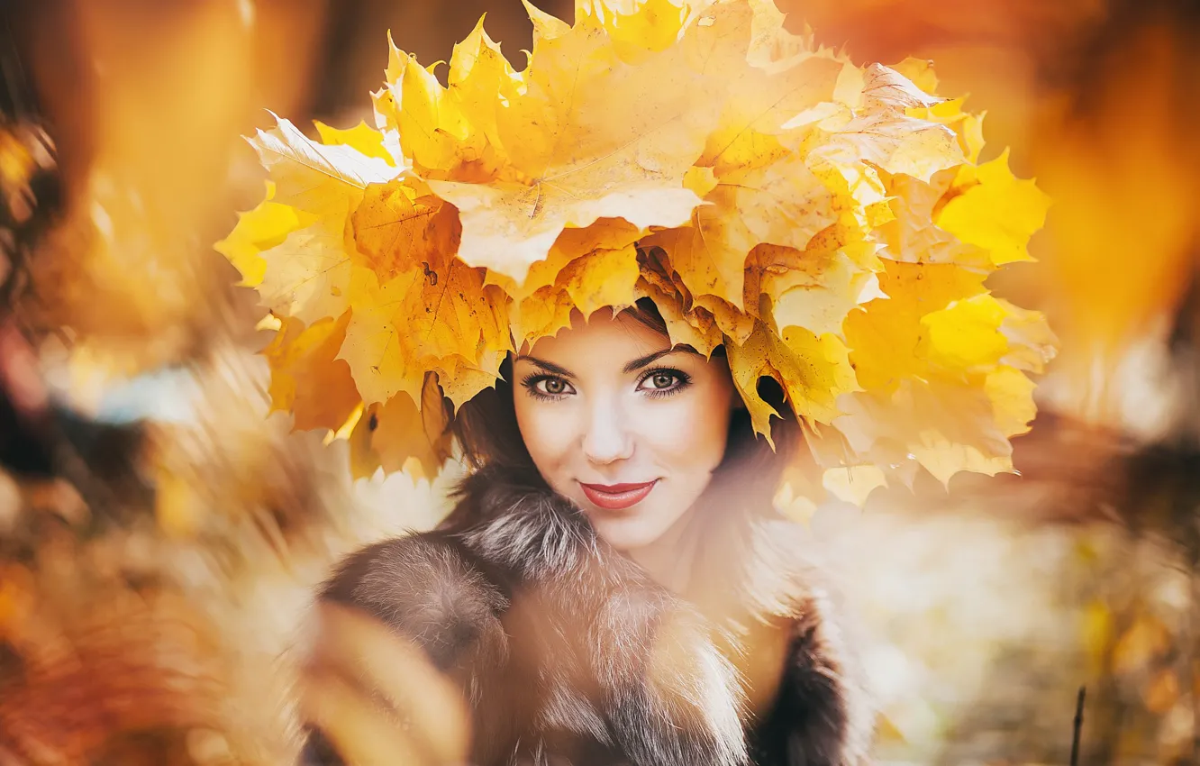Photo wallpaper autumn, girl, foliage, portrait