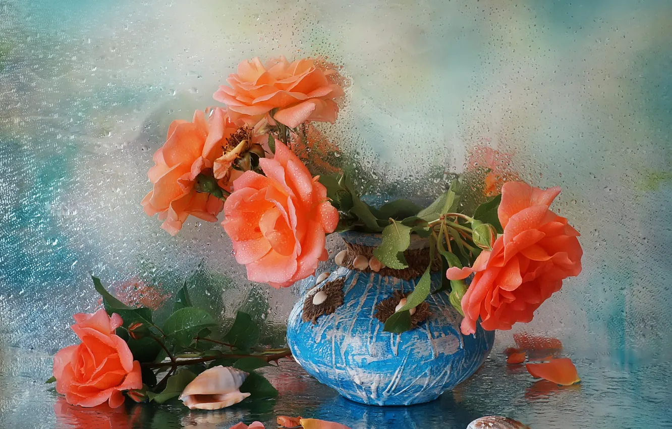 Photo wallpaper glass, leaves, drops, flowers, orange, moisture, roses, bouquet