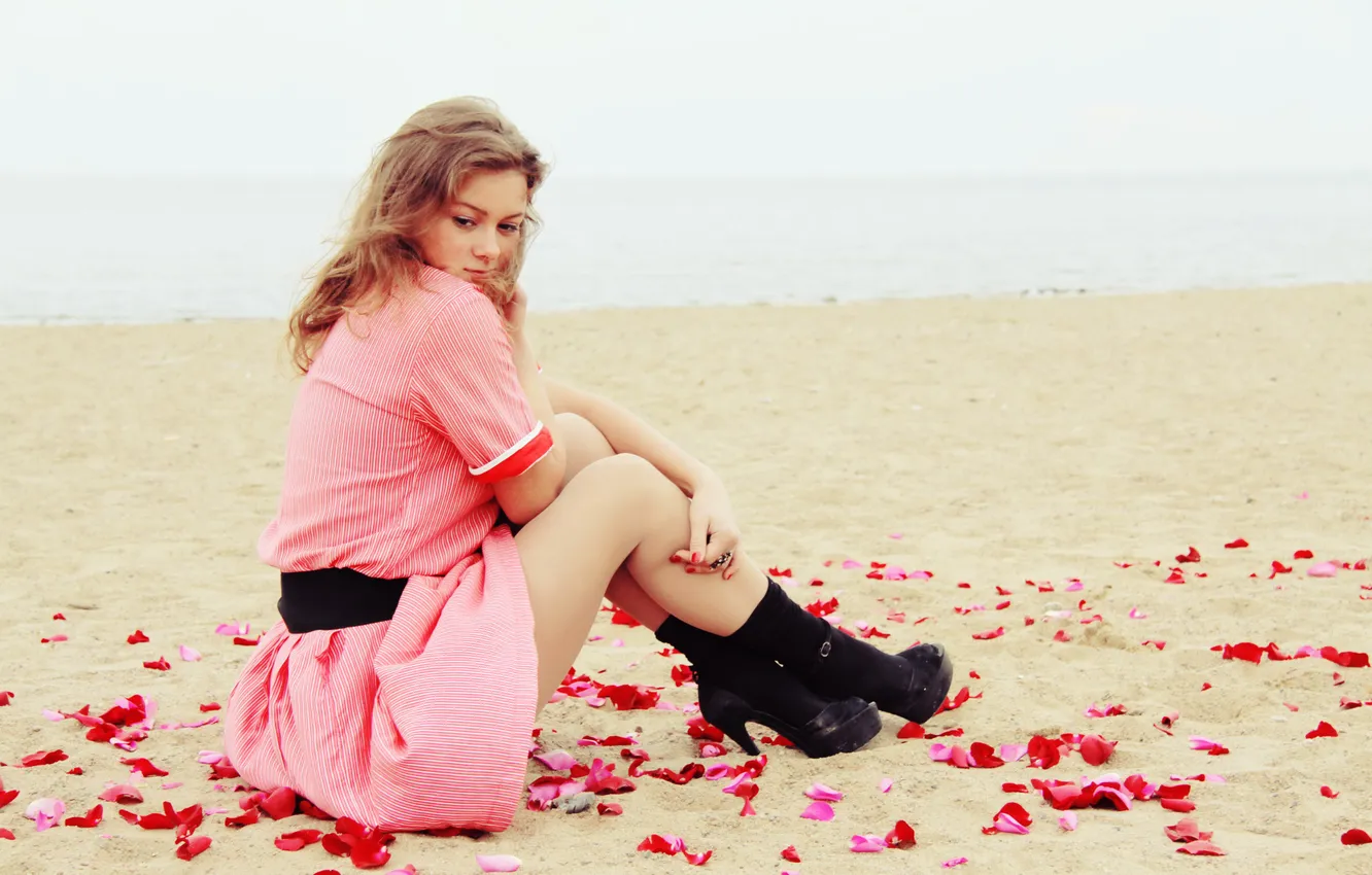 Photo wallpaper beach, feelings, dress, belt, pink, boots, rose petals, shyness