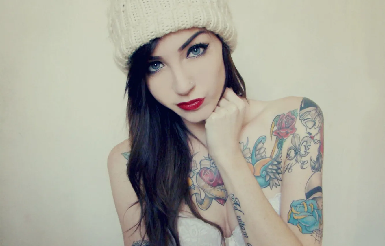 Photo wallpaper eyes, look, hat, Girl, brunette, tattoo