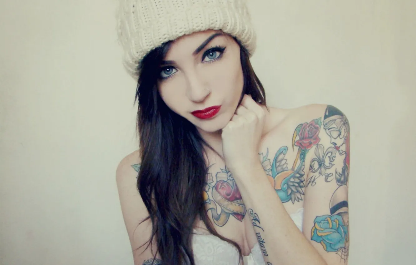 Photo wallpaper eyes, look, girl, hat, brunette, tattoo