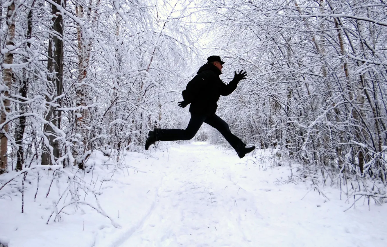 Photo wallpaper FOREST, JUMP, SNOW, BLACK, WINTER, TRAIL, MALE, CLOTHING