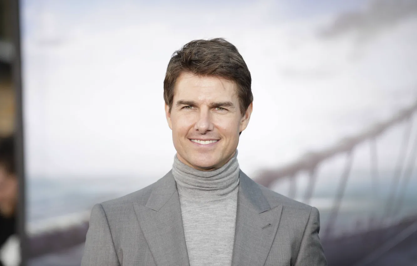Photo wallpaper look, pose, smile, actor, Tom Cruise, Director, writer, Tom Cruise