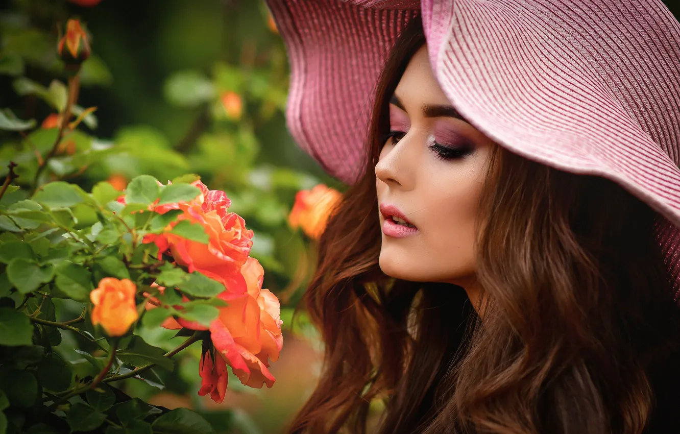 Photo wallpaper girl, flowers, roses, hat, makeup, profile, brown hair, curls