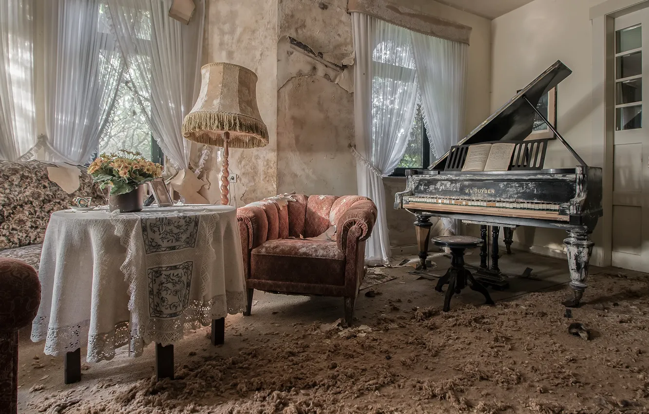 Photo wallpaper room, chair, piano