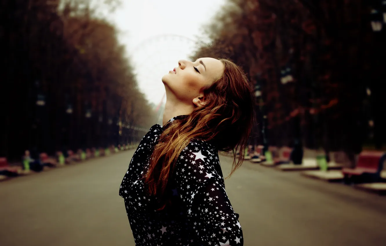 Photo wallpaper girl, Park, mood