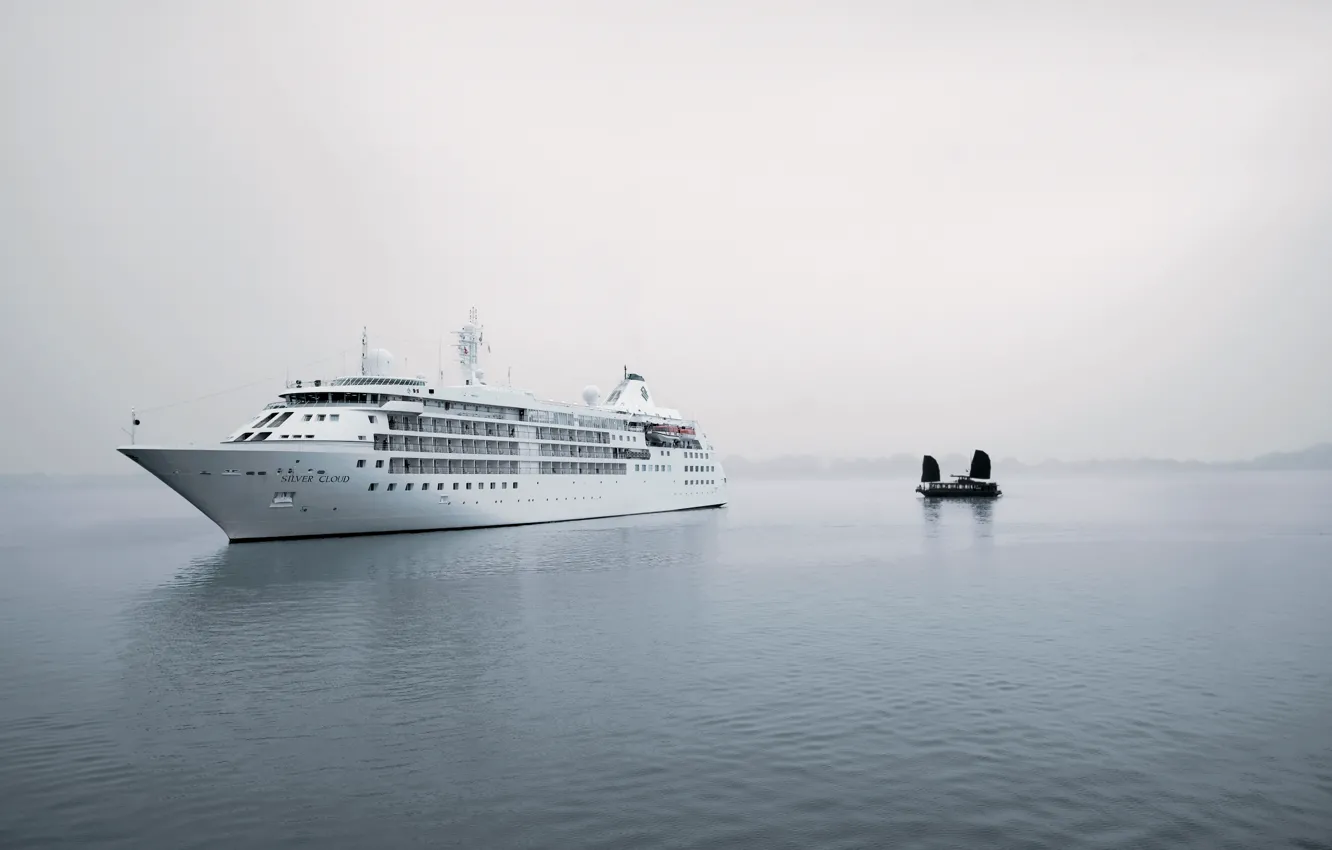 Photo wallpaper fog, surface, ship, sailboat, liner, silwer cloud, silver cloud