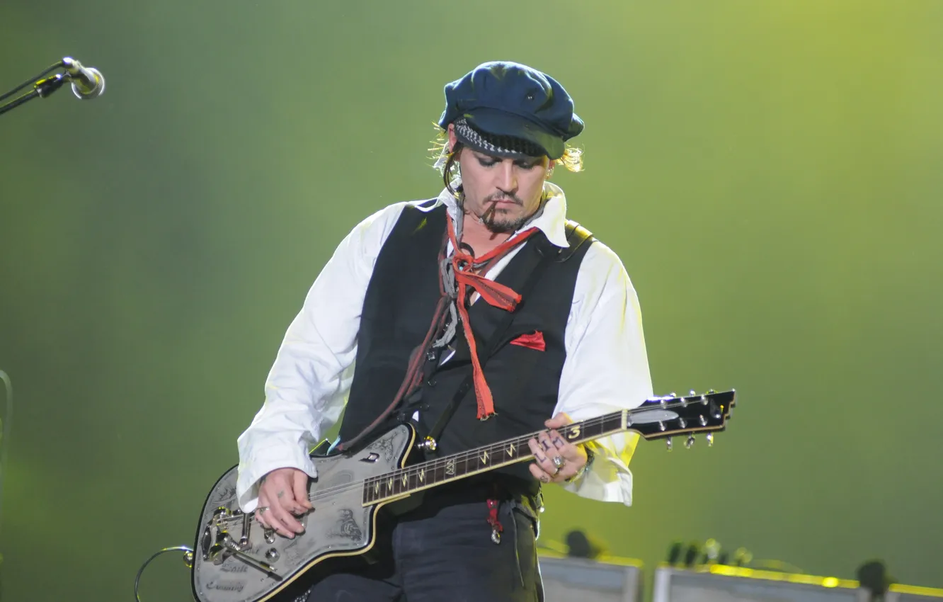 Photo wallpaper Johnny Depp, rock, star, Music, guitarist, show, Rock In Rio