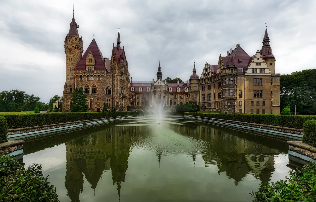 Photo wallpaper castle, Poland, fountain, Purse
