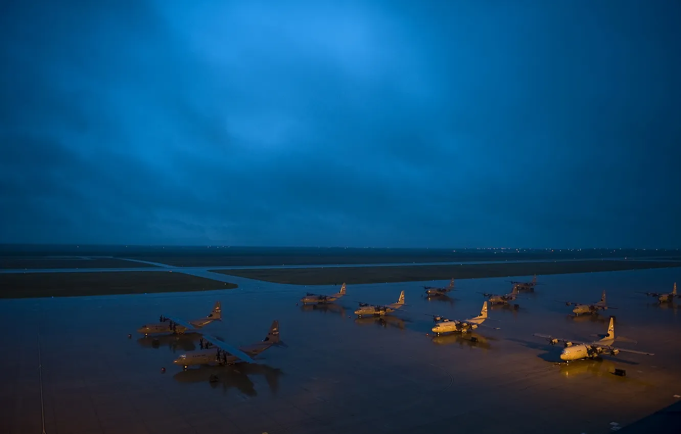 Photo wallpaper night, the airfield, aircraft, C-130
