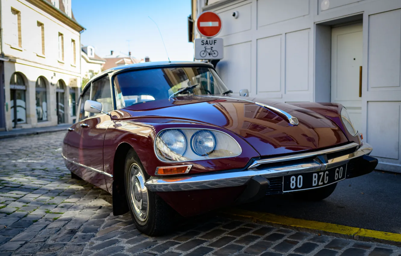 Photo wallpaper front view, bridge, Citroën DS