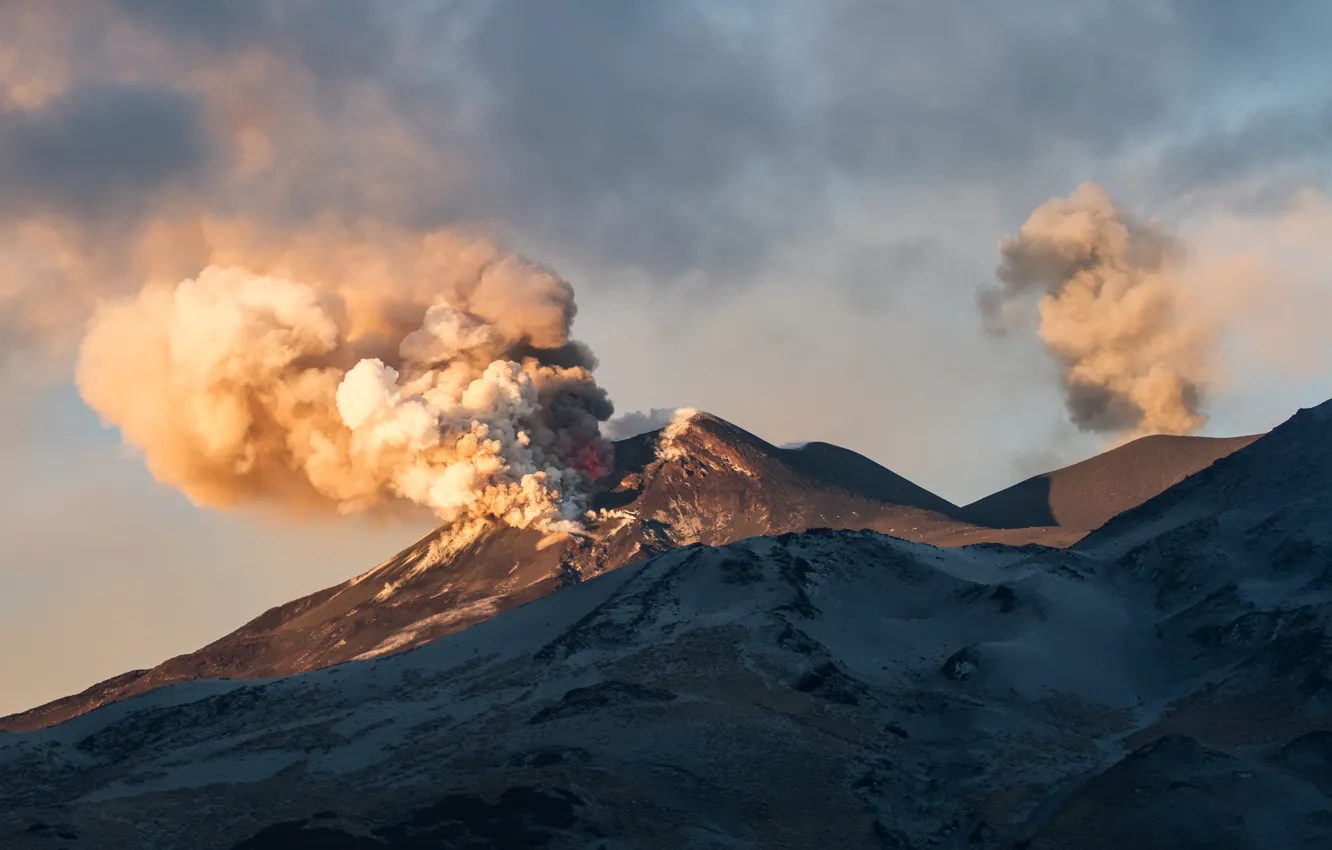 Photo wallpaper ash, volcano, eruption