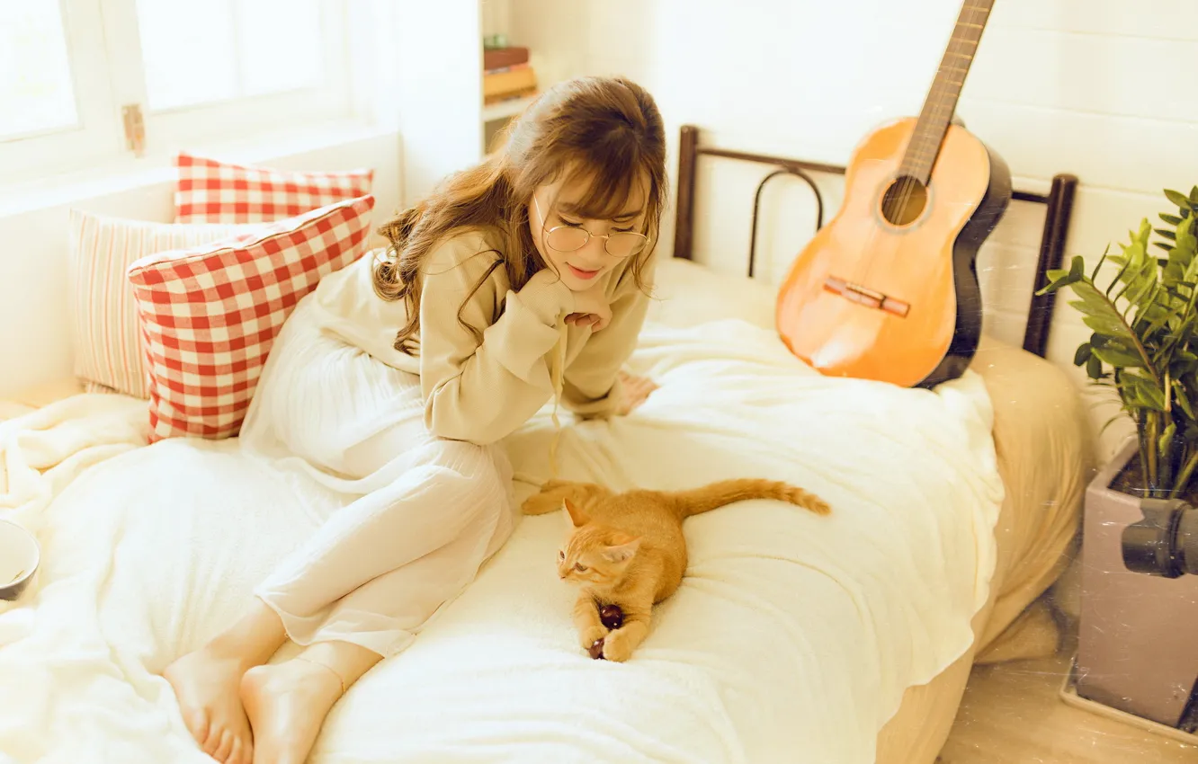Photo wallpaper cat, girl, guitar