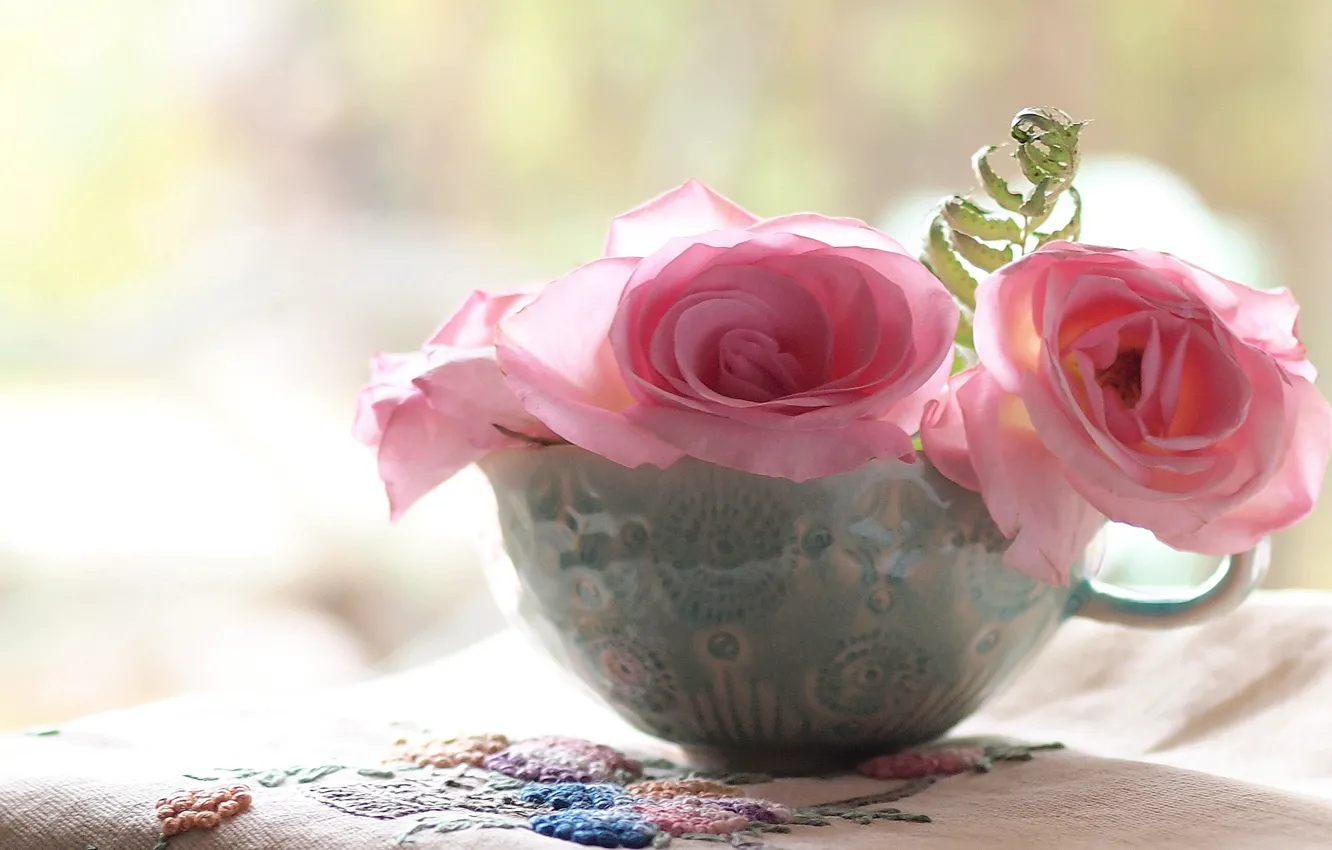 Photo wallpaper flowers, roses, mug, pink, napkin, embroidery