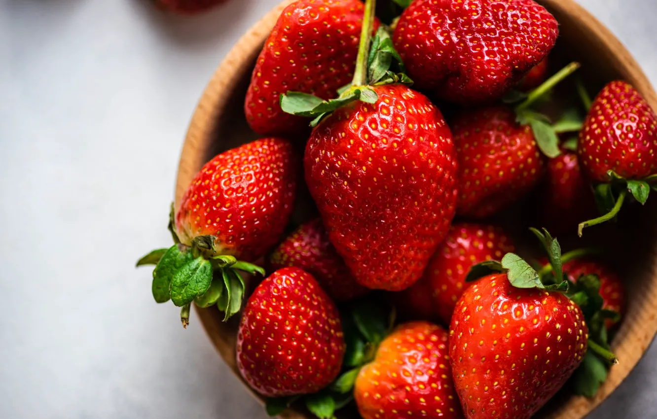 Photo wallpaper red, berries, food, strawberry, wooden, bowl, light background, ripe