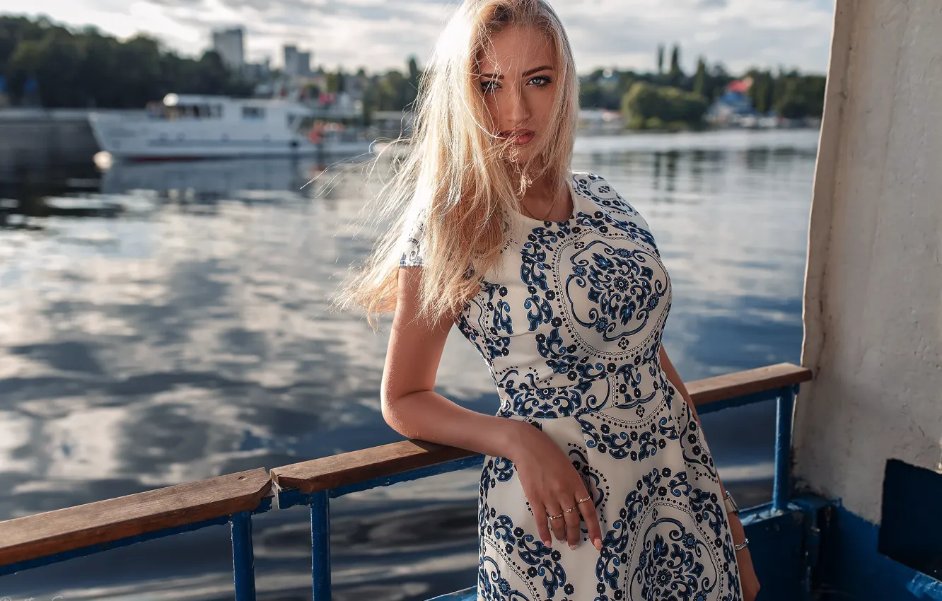 Photo wallpaper the sun, pose, river, background, shore, model, portrait, makeup