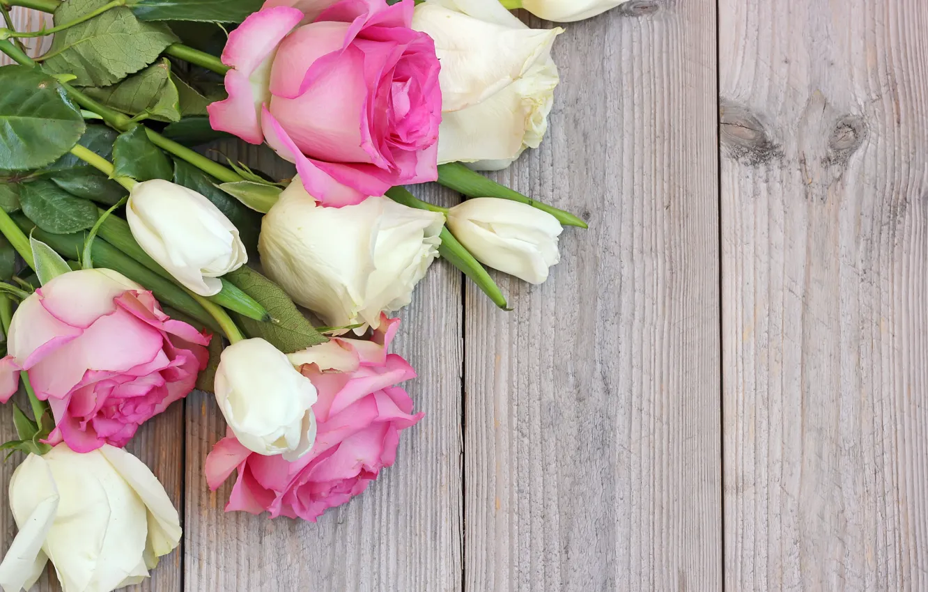 Photo wallpaper flowers, roses, wood, flowers, bouquet, roses