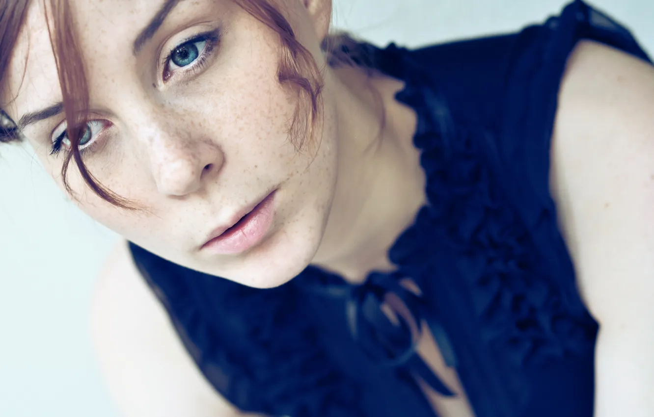 Photo wallpaper girl, freckles, red