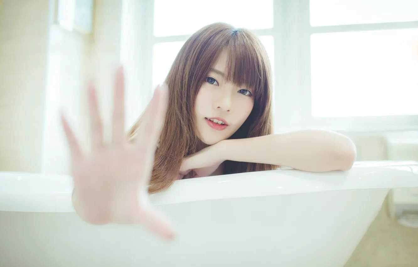 Photo wallpaper look, girl, face, palm