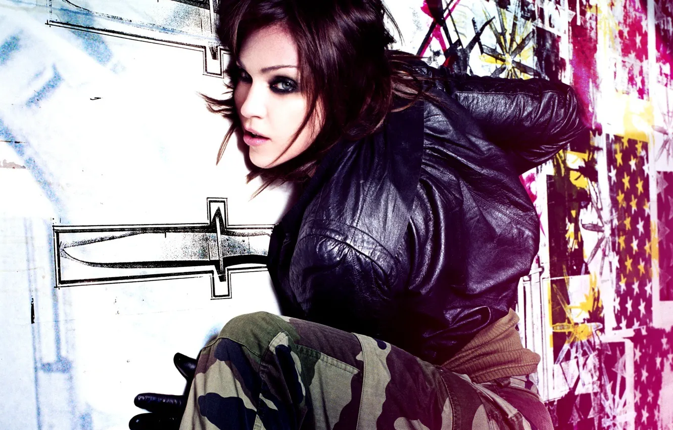 Photo wallpaper brunette, new style, Madonna