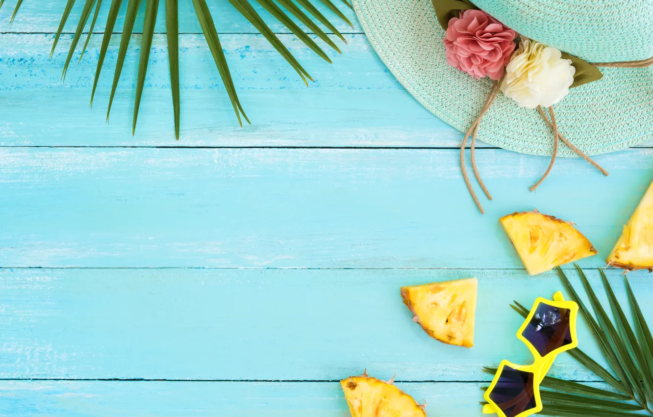 Photo wallpaper sea, summer, stay, hat, glasses, pineapple